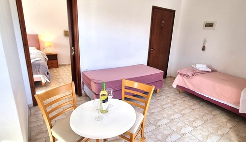 Habitación familiar, vistas al jardín