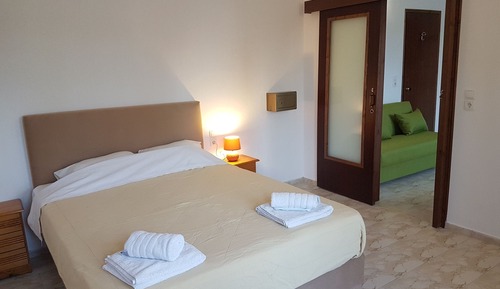 Double Suite, Pool View