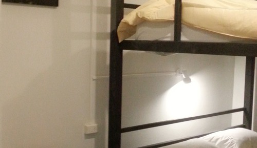 Habitación cuádruple económica, no fumadores, baño privado