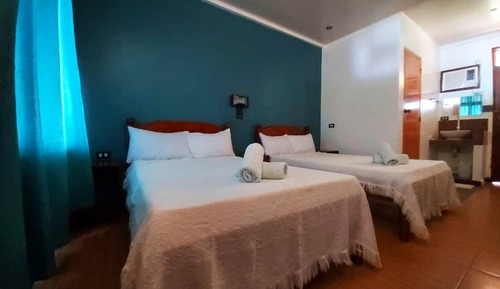 Habitación panorámica con 1 cama doble o 2 individuales, vistas al mar