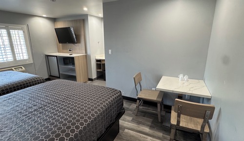 Habitación económica, 2 camas de matrimonio