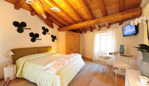Suite junior, vistas al lago