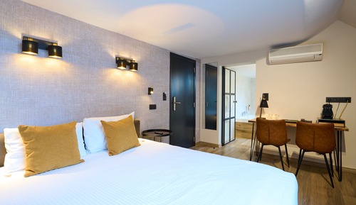 Chambre Queen avec Baignoire spa