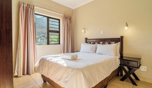 Bungalow, accesible para personas con discapacidad (5 Sleeper Rondavel)
