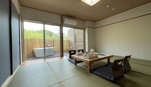 Habitación familiar, no fumadores, baño privado (JP style, 10-12 tatami, with shower)