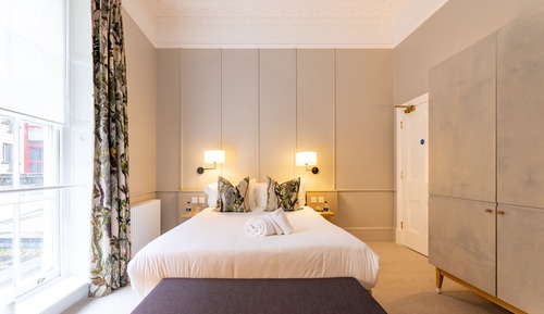 Dorothy Sayers Signature Suite