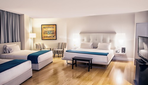 Habitación familiar, varias camas, no fumadores