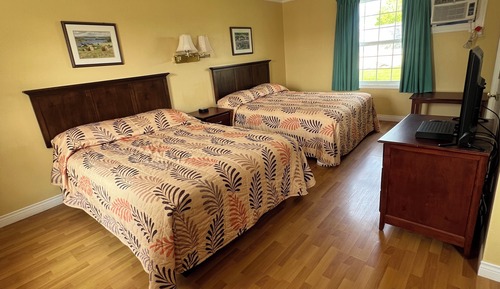 Cabaña estándar, 2 camas de matrimonio, cocina, vistas a la ciudad