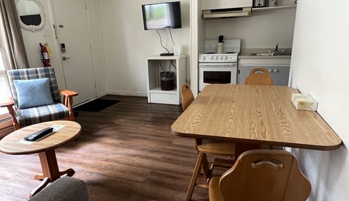 Suite estándar, 1 habitación, cocina, vistas parciales al lago (Castledown #20)