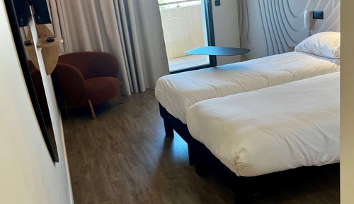 Habitación estándar, 2 camas individuales, balcón