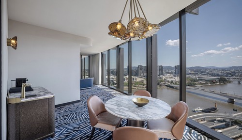 Suite Deluxe (River Suite)