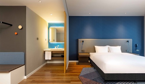 Habitación estándar, 1 cama de matrimonio grande, vistas a la ciudad