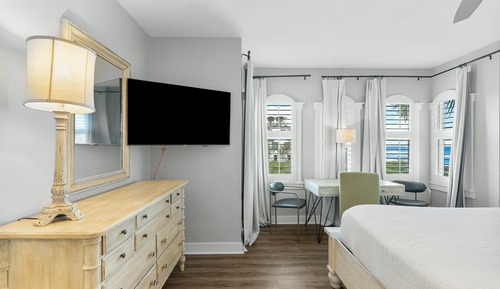 Apartamento, 3 habitaciones, vistas al mar, frente a la playa (A201)