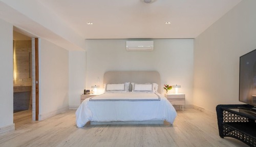 Villa Deluxe