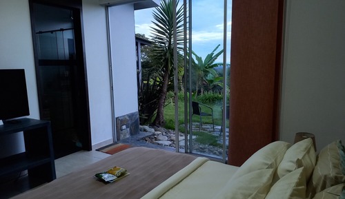 Exclusive Suite, 1 Bedroom, Ensuite, Garden View (Green Gardens)