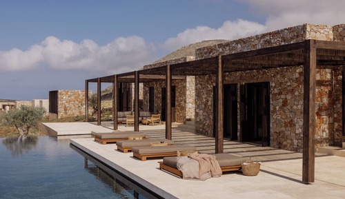 Cliff Front Four-Bedroom Villa with Outdoor Private Pool and Sea View