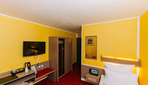 Standard Single Room