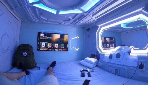 Capsula