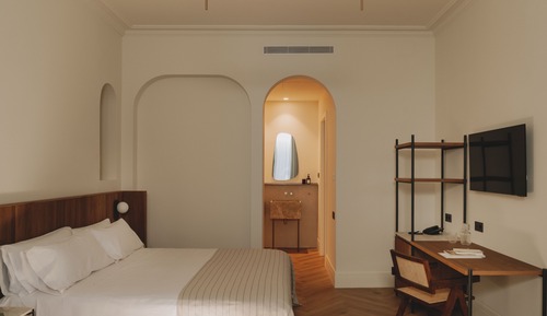 Habitación cuádruple superior (GÜELL)