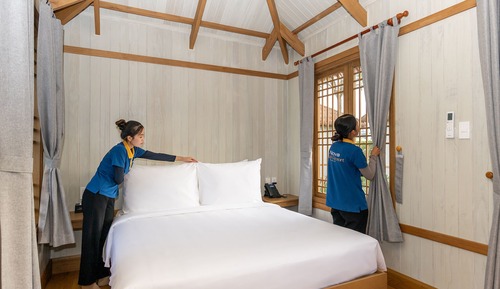Habitación estándar doble, 1 cama de matrimonio grande, vistas al jardín