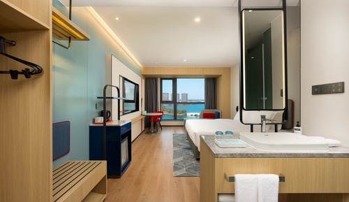 Habitación estándar, 1 cama de matrimonio grande, vistas al lago (Smart Room)