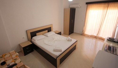Habitación doble, balcón, vistas a la ciudad
