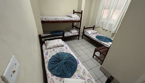 Habitación cuádruple económica