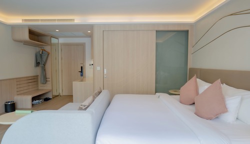 Habitación Deluxe, 1 cama de matrimonio grande, acceso a la piscina