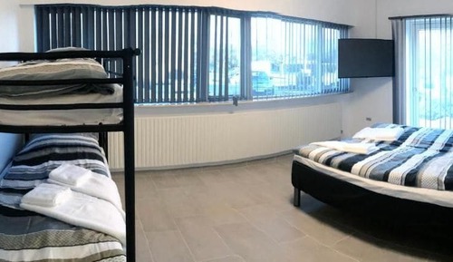 Habitación familiar, varias camas