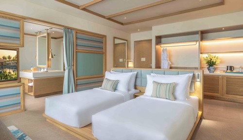 Suite presidencial, 3 habitaciones, piscina privada, vistas al mar