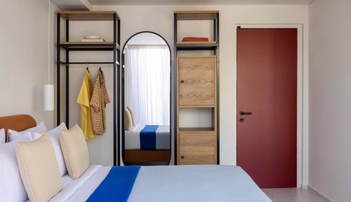Suite with Terrace & Lycabettus view