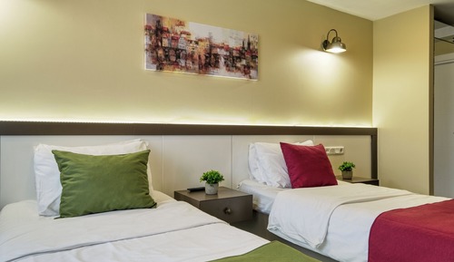 Standard Twin Room