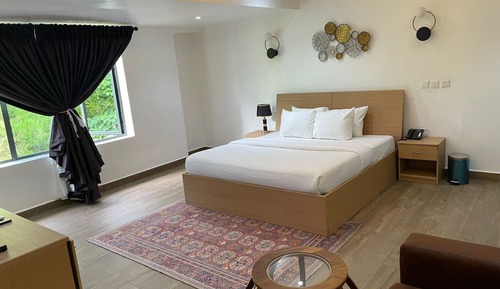 Suite familiar