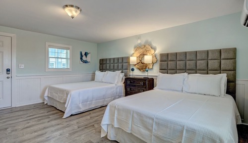 Habitación estándar, 2 camas de matrimonio, frigorífico y microondas