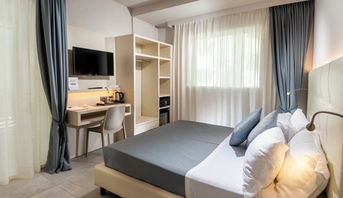 Habitación básica, 1 cama de matrimonio grande, accesible para personas con discapacidad