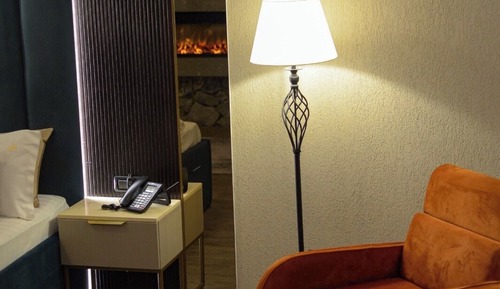 Junior Suite with mountain view & fireplace