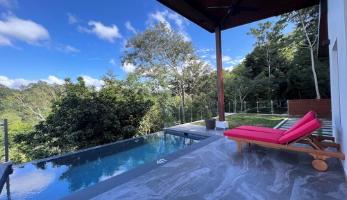 Villa Deluxe