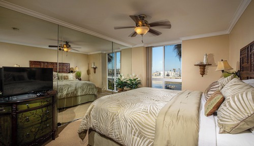 Condo, 1 King Bed with Sofa bed, Pool Access, Ocean View (F211 )