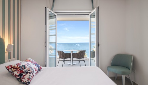 Habitación Deluxe, 1 cama doble, terraza, vistas al mar