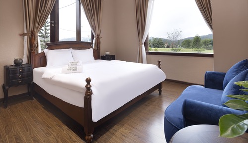 Habitación doble superior, 1 cama de matrimonio grande, vistas al jardín