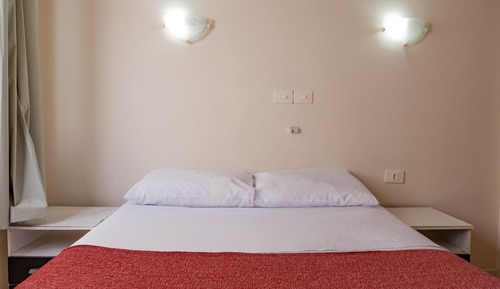 Habitación con 1 cama doble o 2 individuales