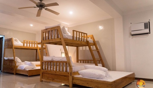 Dormitorio compartido económico, dormitorio mixto, no fumadores, vistas al jardín (B1S)