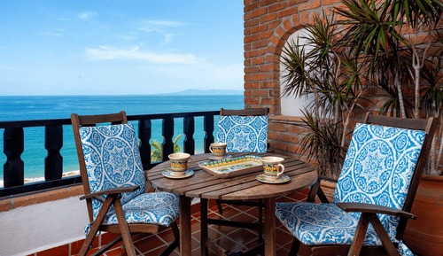 Apartamento económico, 2 habitaciones, cocina, vistas a la playa