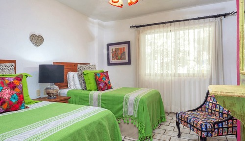 Apartamento económico, 2 habitaciones, cocina, vistas a la playa