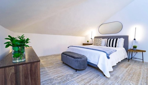 Loft Signature