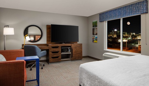 Estudio, 1 cama de matrimonio grande, frigorífico y microondas, con vistas