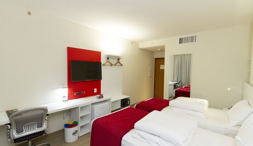 Habitación superior con 2 camas individuales, 2 camas individuales