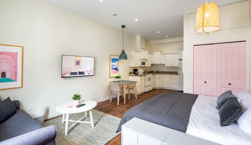 Suite estudio, 1 cama de matrimonio grande con sofá cama