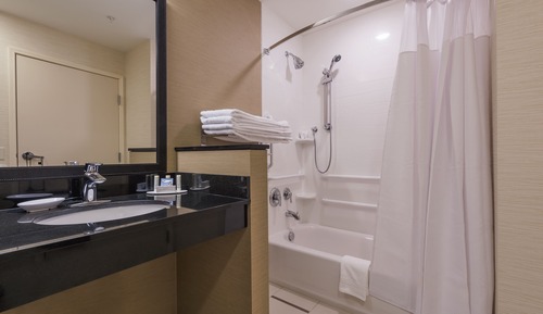 Habitación, 2 camas de matrimonio, no fumadores (Hearing Accessible)