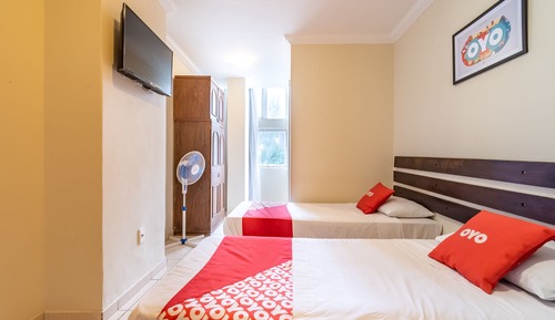 Habitación con 2 camas individuales